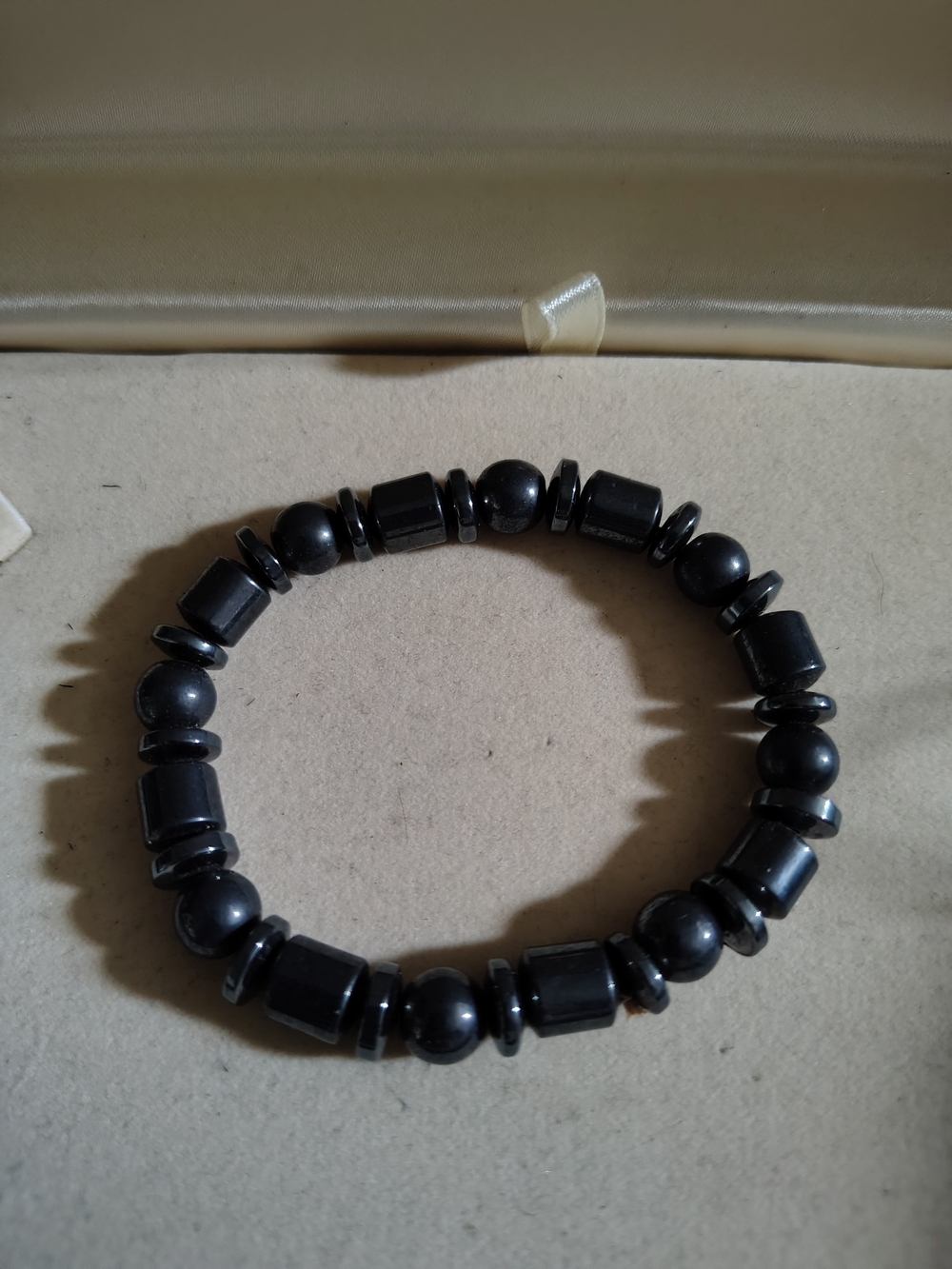 🚨New Polished Hematite Beaded Stretch Bracelet - Metallic Black